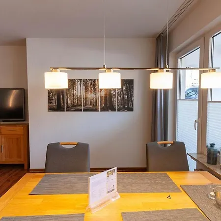 Apartment Bergrast Mit Balkon